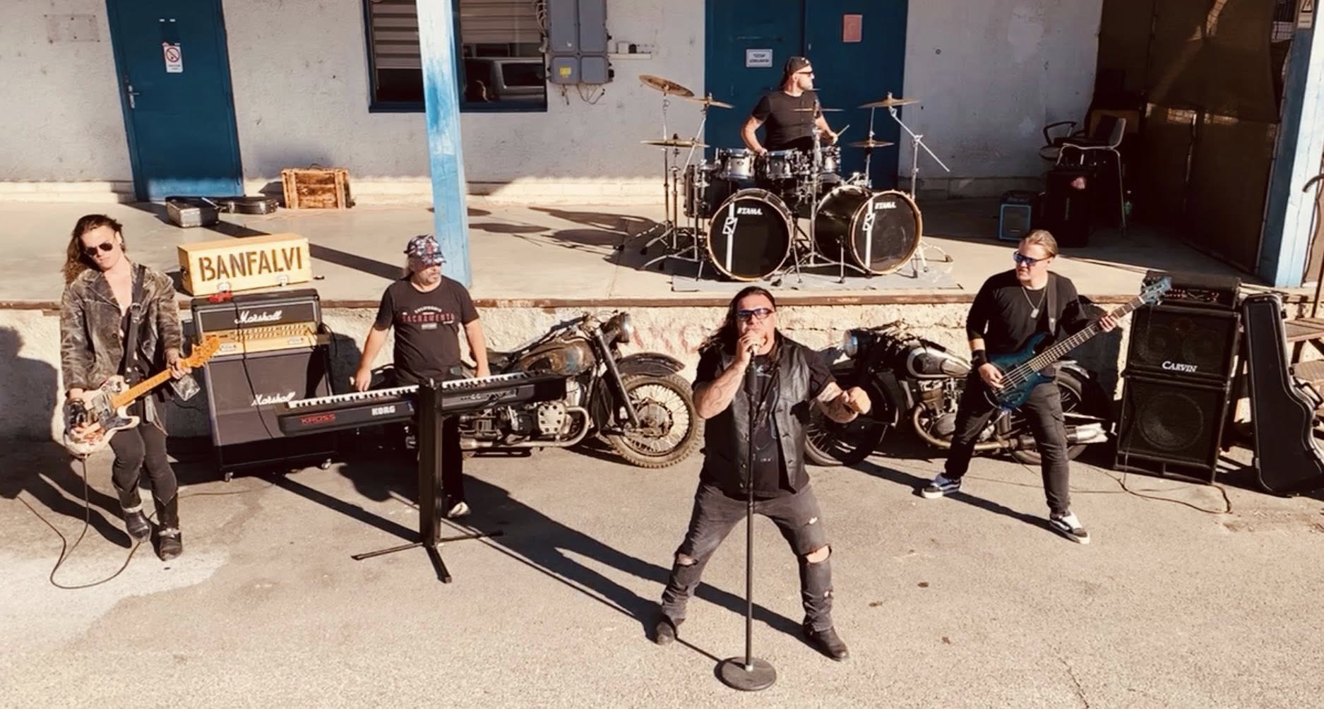 Stula Rock - Új dal és klip a megújult felállású zenekartól: 'Hülyék háza'